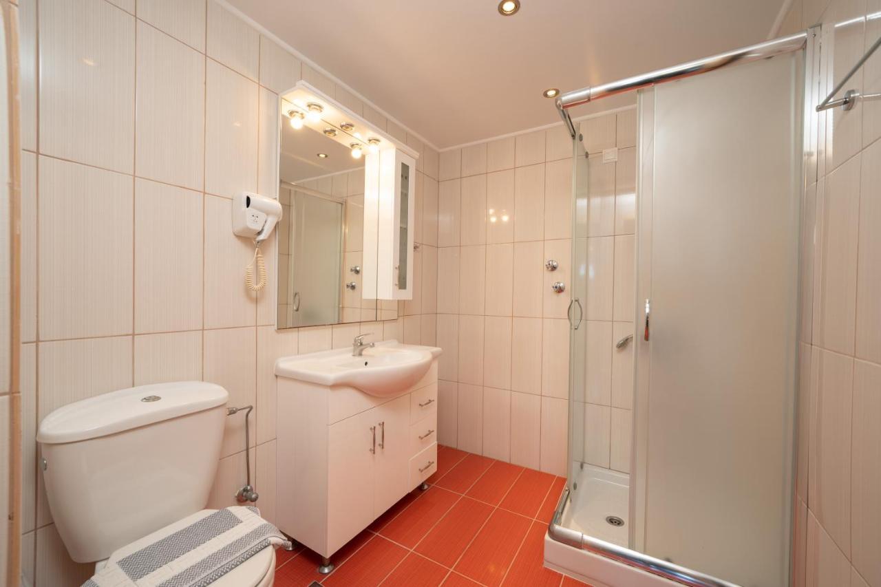 Lorenzo House Apartments ラッシ エクステリア 写真